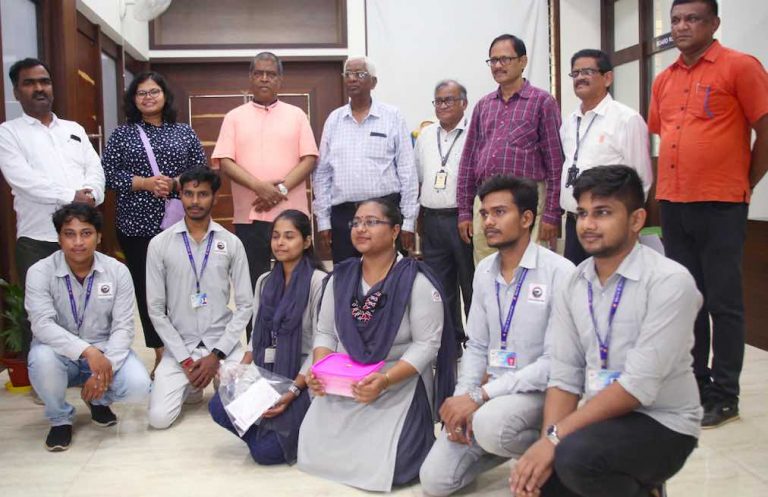 Bhubaneswar’s SOA Agri Students Develop Trichocards In Lab