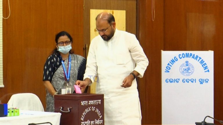 Cross Voting In Presidential Election: Odisha Congress MLA Claims He Voted For Droupadi Murmu