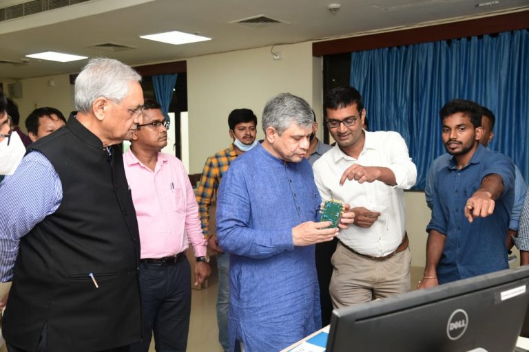 ashwini vaishnaw iit bhubaneswar