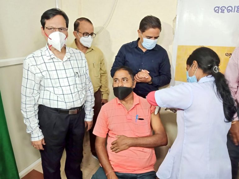 Know How To Book Slots For Precaution Dose In Bhubaneswar; Online Booking Opens In Berhampur