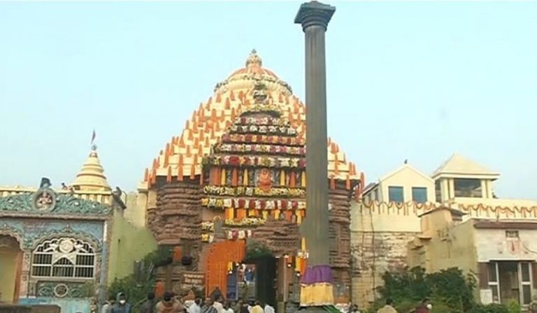 Crack Spotted On Aruna Stambha Facing Puri Jagannath Temple