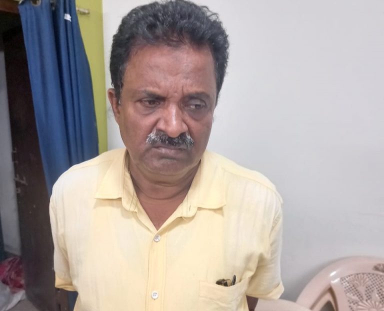 ganjam assistant engineer caught taking bribe