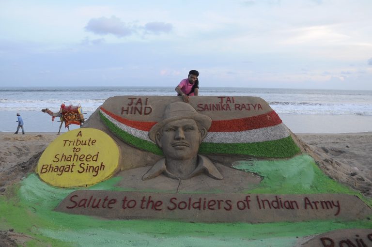 India Soaks In Patriotic ‘Josh’; Twin Reason For Celebration