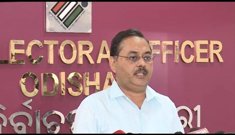 Two Women Booked For Cash Distribution For Dhamnagar Bypoll In Odisha