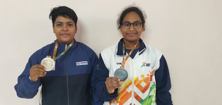 Odisha weightlifters Monali Sahoo, M Keerthi