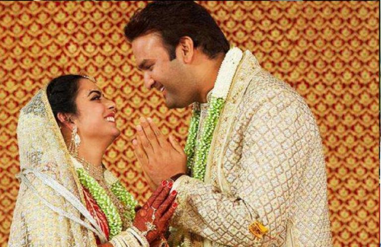 Mukesh & Nita Ambani Nana-Nani Now As Isha-Anand Piramal Become Parents To Twins