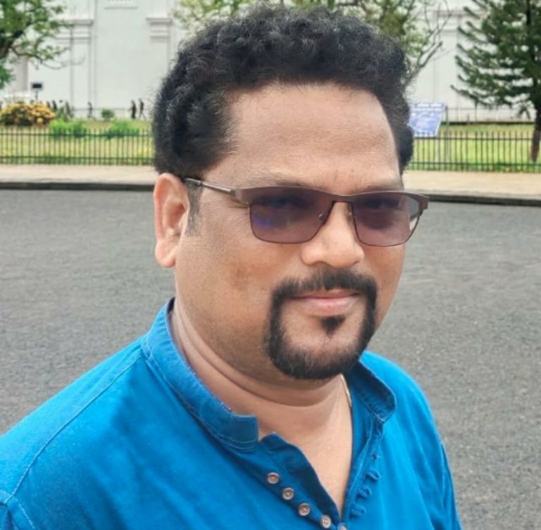 Tehsildar Caught Taking Bribe By Vigilance Sleuths In Odisha