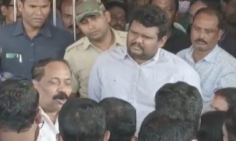 CMC Commissioner In Dock For ‘Misbehaving’ With Corporators In Odisha’s Cuttack City