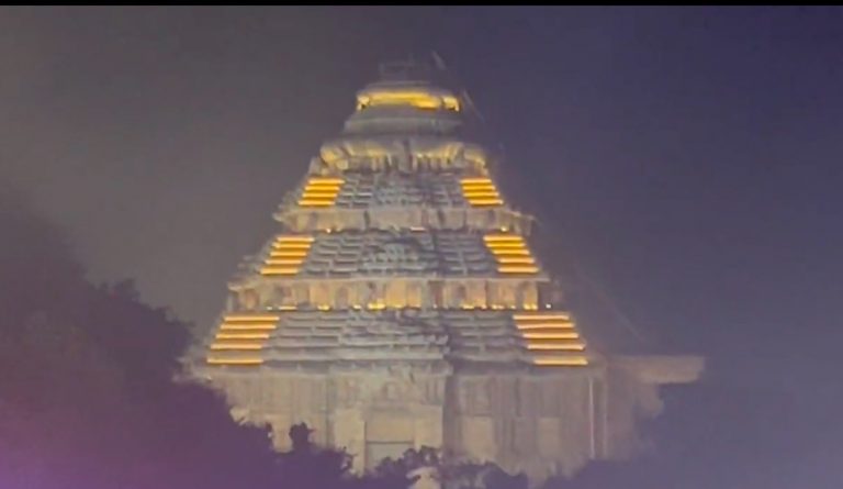 Don’t Distort Aesthetic Value Of Konark Sun Temple: Sudarsan Pattnaik To ASI