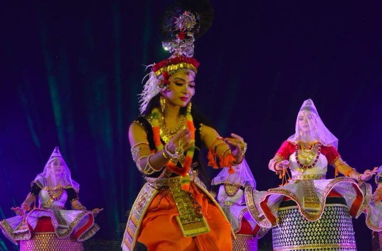 Day 2 Of Konark Festival 2022: Twin Tales of Elegance & Electrifying Courage