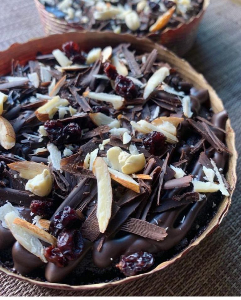 A Christmassy Delight From Home Bakers In Odisha’s Twin Cities; Don’t Miss Out On These!