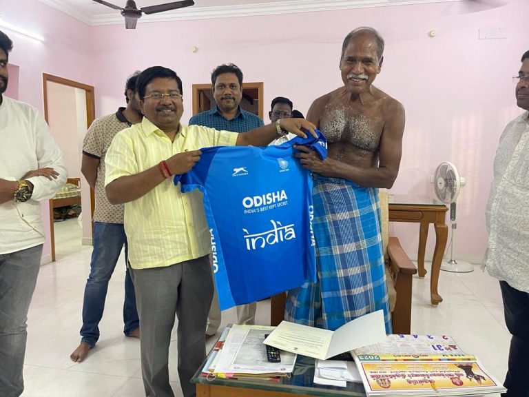 odisha invitation to Puducherry CM