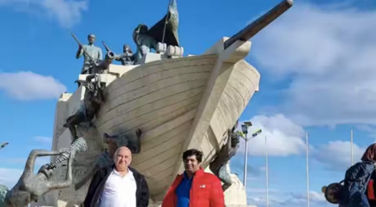 Two Indians Complete World Trip In 3 Days, Break World Record