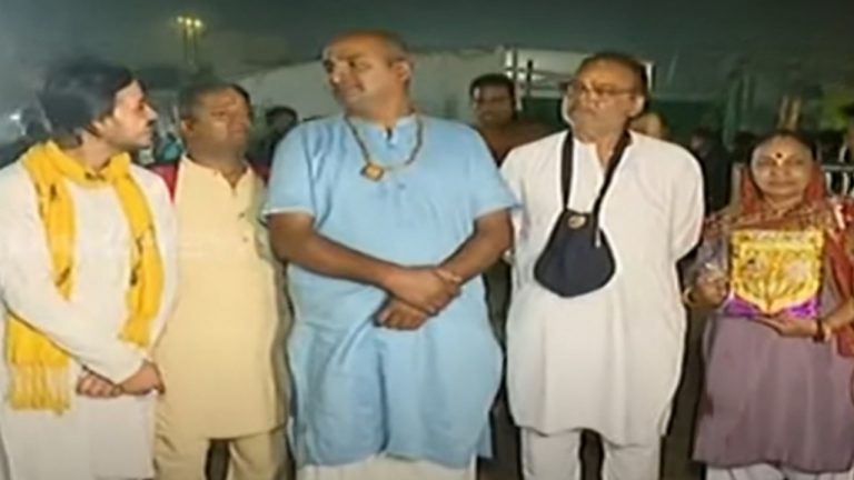 pakistani devotees visit puri srimandir