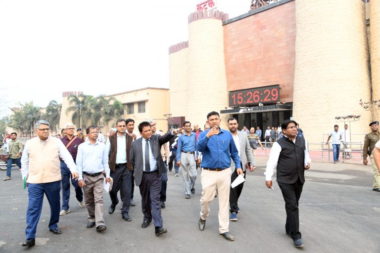 ECoR GM Inspects Cuttack Railway Station, New Design Finalised