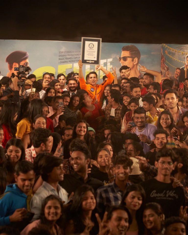 Akshay Kumar guinness selfies world record