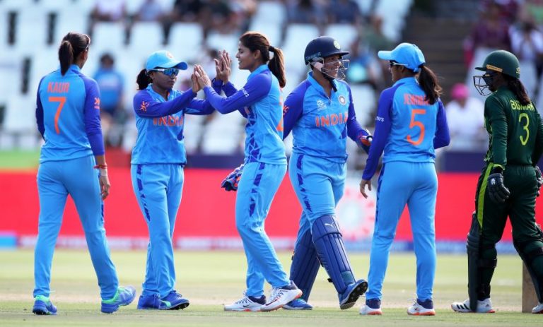 India women bt Pakistan T20 world cup