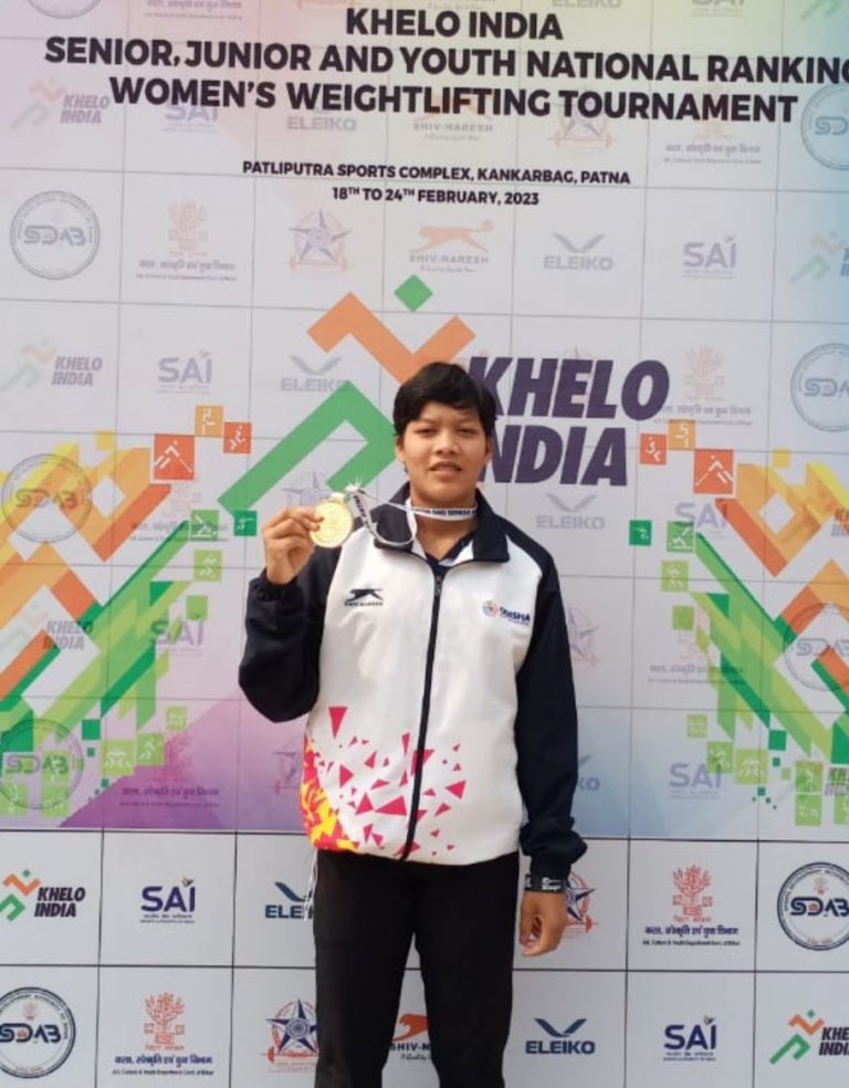 Lifter Mina santa gold