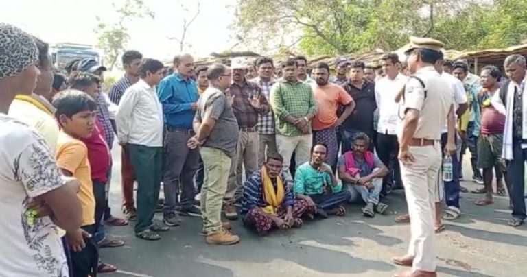 5-Year-Old Girl Crushed To Death By Truck In Odisha’s Nuapada, Locals Block NH