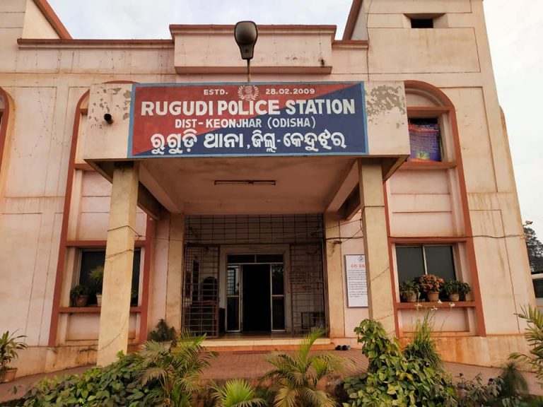 3 Killed, 3 Critical As SUV Rams Truck In Odisha’s Keonjhar