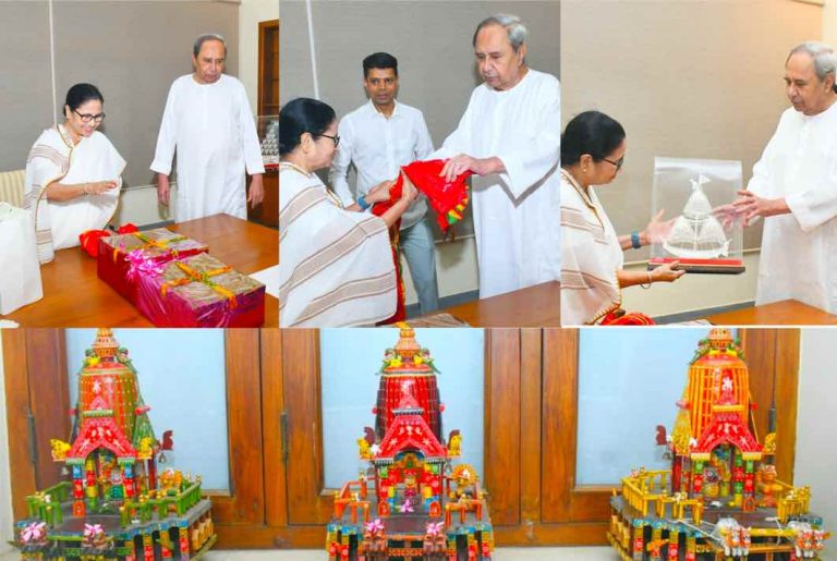 Naveen-Mamata Meeting: Check The Gifts Exchanged By The 2 CMs In Odisha Capital