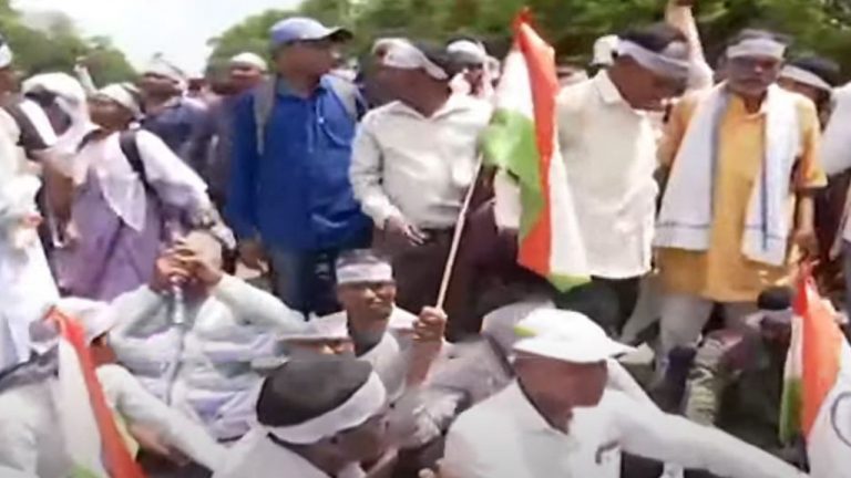 Odisha Farmers Stage Protest In Bhubaneswar Demanding Free Electricity