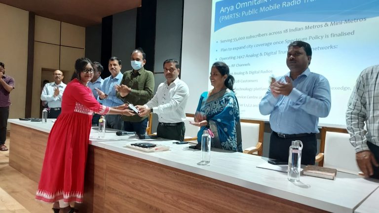 Bhubaneswar Sanitary Inspectors Get Walkie-Talkies For Effective Monitoring