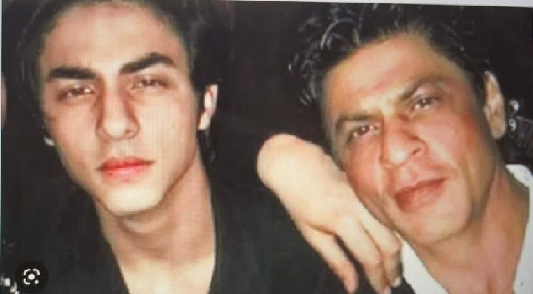 Did SRK ‘Beg’ Officer Who Arrested Son Aryan Khan To Free Him?