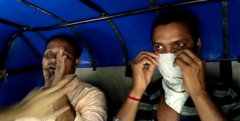 Robbers Caught By Villagers While Fleeing In Auto-Rickshaw After Loot In Odisha’s Kendrapada