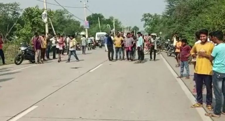 Girl Dies As Bus Runs Over & Drags Her For 500 Metres In Odisha’s Balangir; Locals Block Road