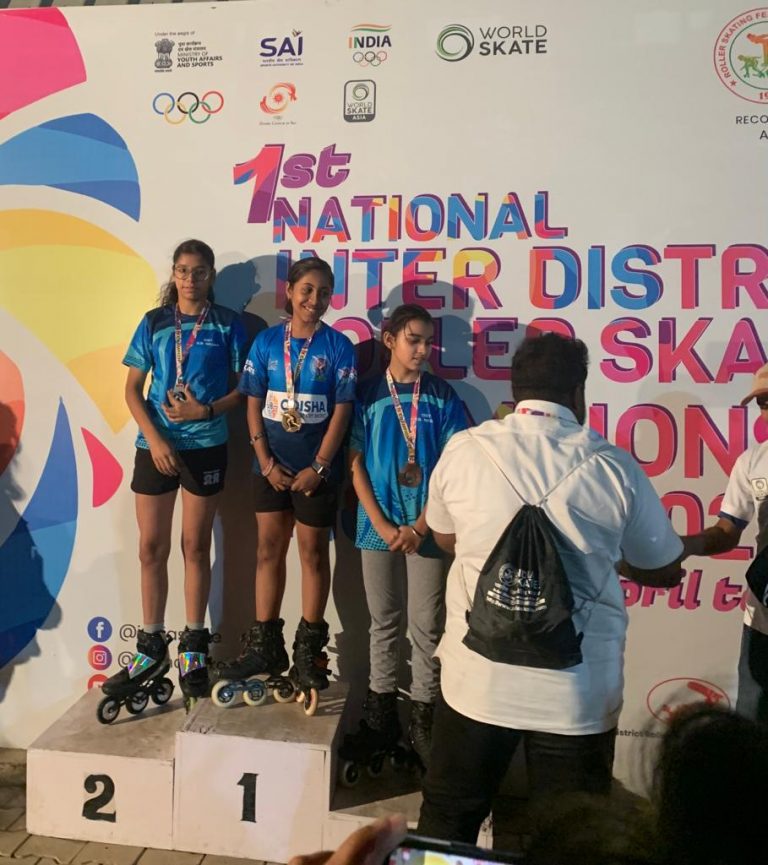 Anahita Mishra skating gold