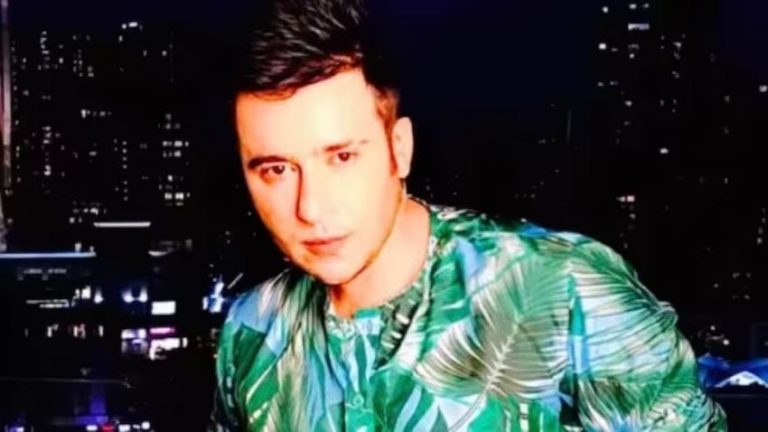 actor model Aditya singh rajput found dead