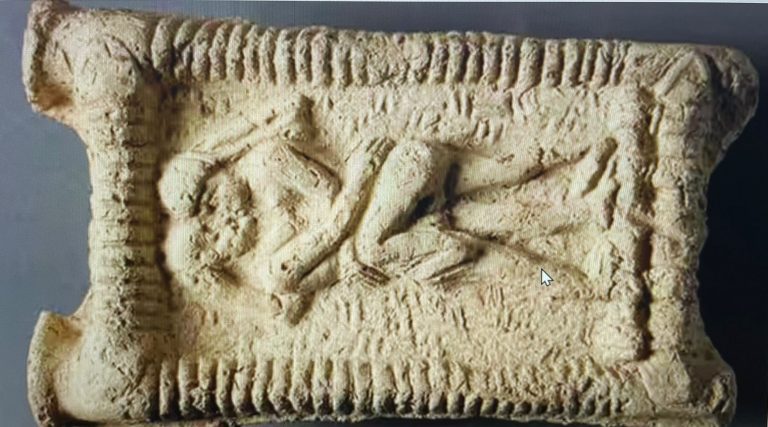 When Was The First Human Kiss? Know What Researchers Have Discovered