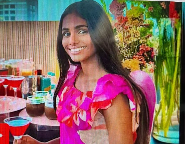 [Watch] Dharavi’s Slum Girl Becomes Face Of Luxury Beauty Brand