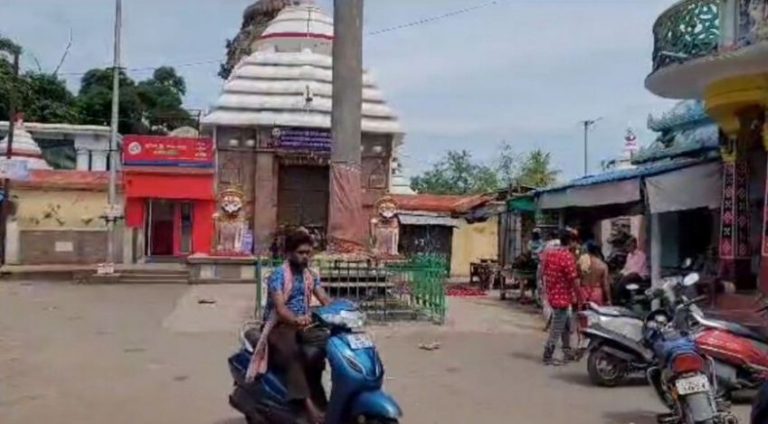 Servitors Close Sakhigopal Temple Door In Puri, Lord Forced To Go Without Food
