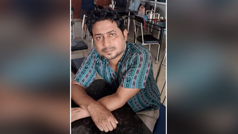 Veterinary Officer Caught Taking Bribe By Odisha Vigilance In Ganjam