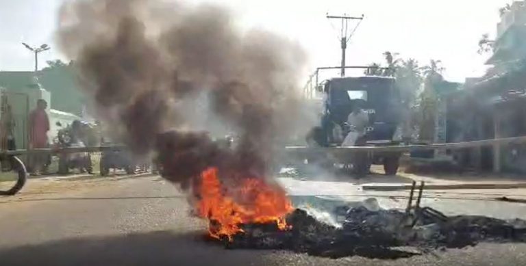 Angry Over Frequent Power Outage, Villagers Block Banki-Cuttack Road In Odisha