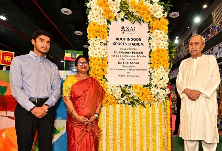 CM Naveen inaugurates indoor stadium