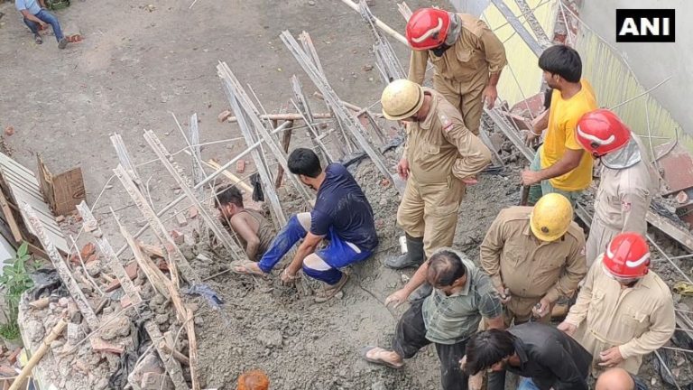 Delhi building collapse