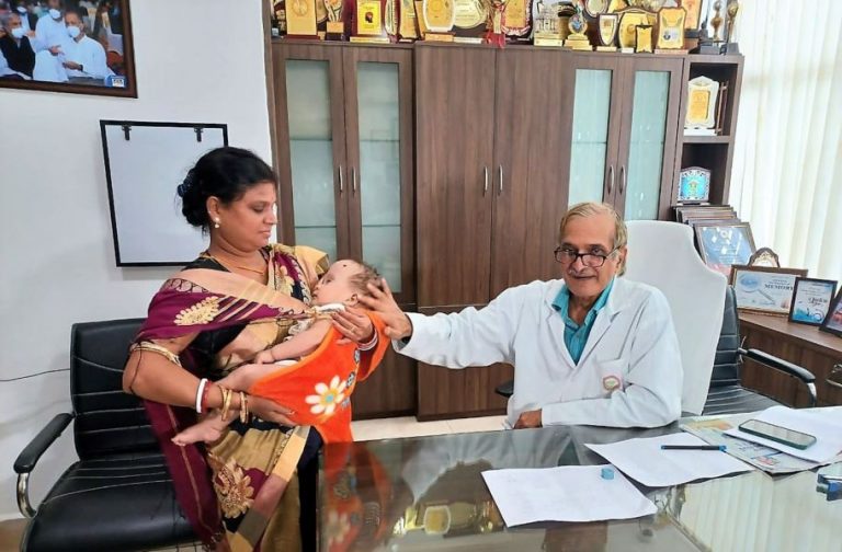 SUM surgery 8-month baby huge meningomyelocele