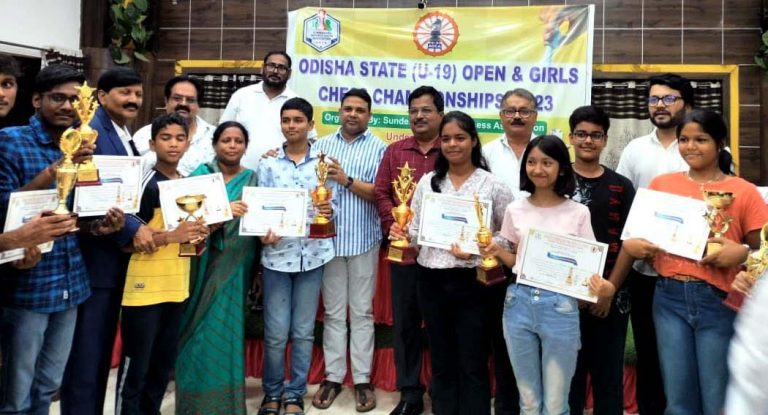 Odisha state U-19 chess winners
