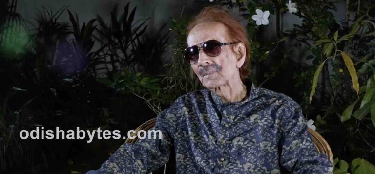 Veteran Singer Pranab Patnaik Is Back Home After Being Discharged From Hospital In Bhubaneswar