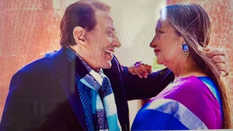 Dharmendra & Shabana Had No Qualms About Kissing Scene: Karan Johar