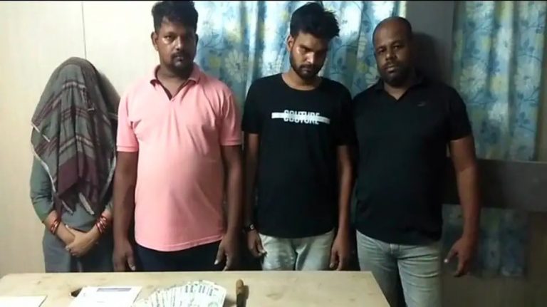 After Doctor, Student & Vendor Lodges Police Complaint Against Blackmailer Couple In Bhubaneswar