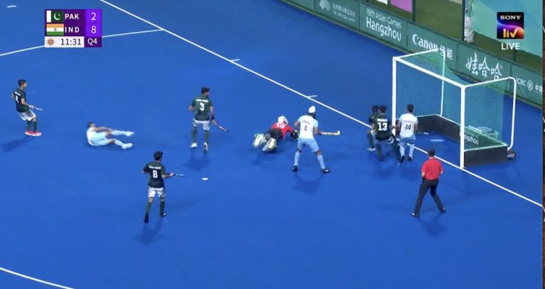 India rout Pakistan 10-2 asian games