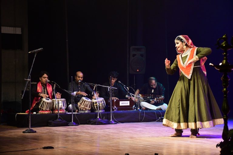 Shila Mehta’s Kathak Recital Enthrals Audience In Odisha Capital