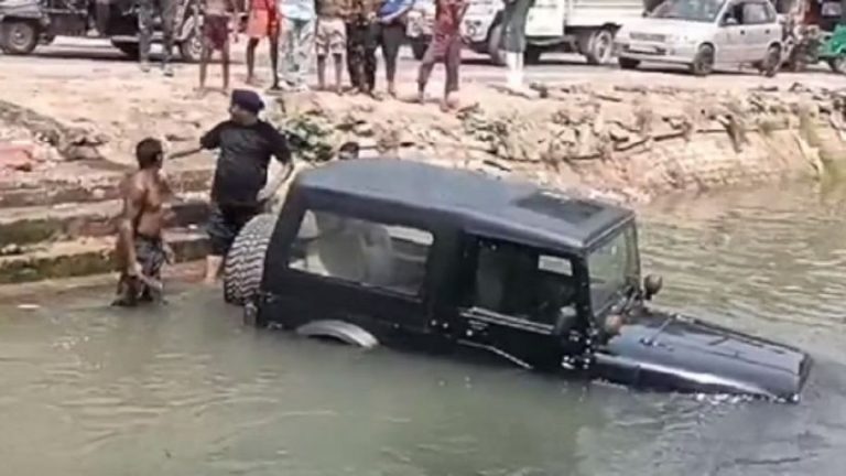 Mahindra Thar in canal