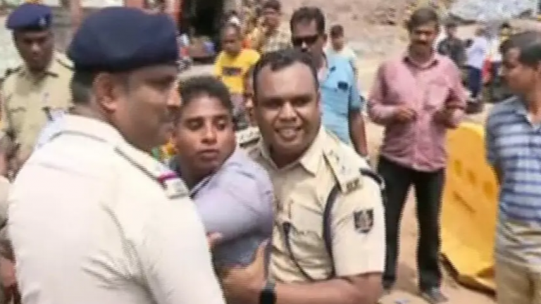 Youth Congress Holds Demo Demanding Opening Of All 4 Gates Of Puri Jagannath Temple