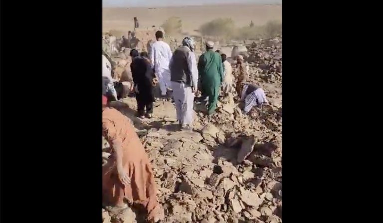 Toll In Afghanistan Powerful Earthquake & Aftershocks Crosses 1000
