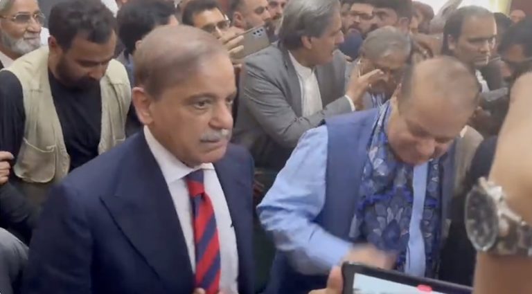 Punjab Interim Govt Suspends Nawaz Sharif’s Sentence In Al-Azizia Case